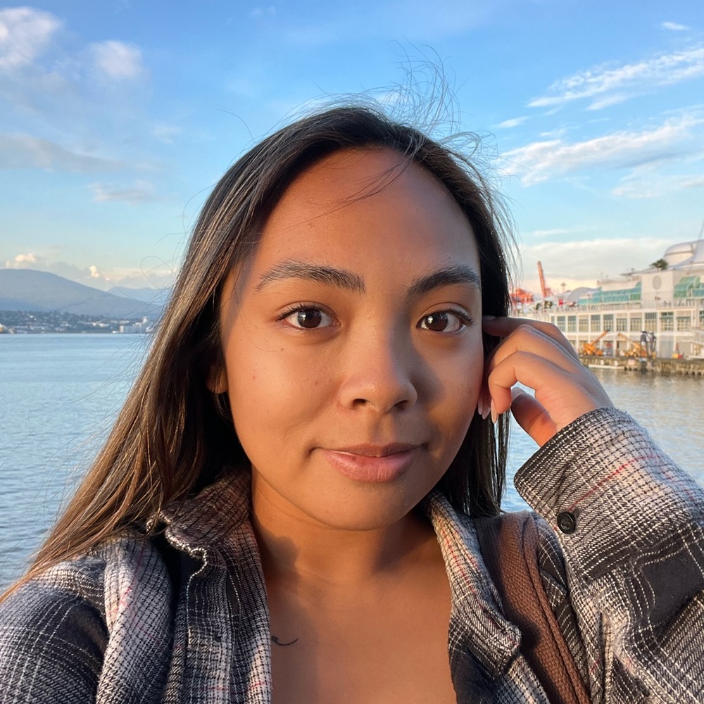 Meet your Posher, Stephanie